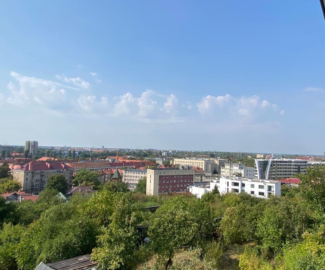 Панорамні Апартаменти Uzhhorod Exterior photo
